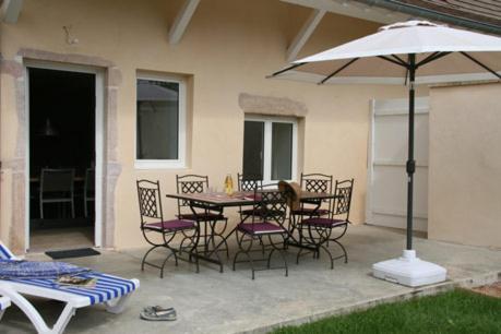 La Fontenelle - Lovely Holiday House With Swimming Pool Cuisery Buitenkant foto